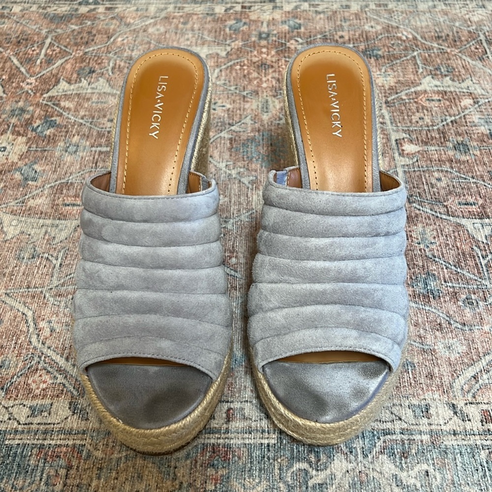 LISA & VICKY Gogo Platform Wedge Sandal in Lavender